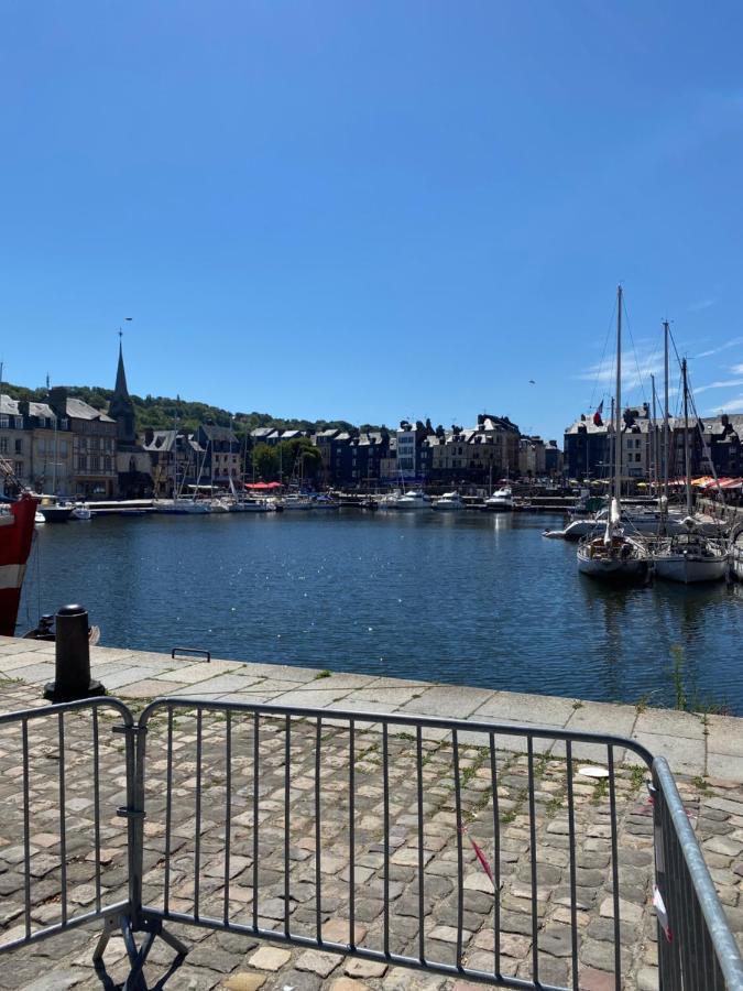 Le Ti Wi Studio En Plein Coeur Du Vieux Bassin Honfleur Ngoại thất bức ảnh